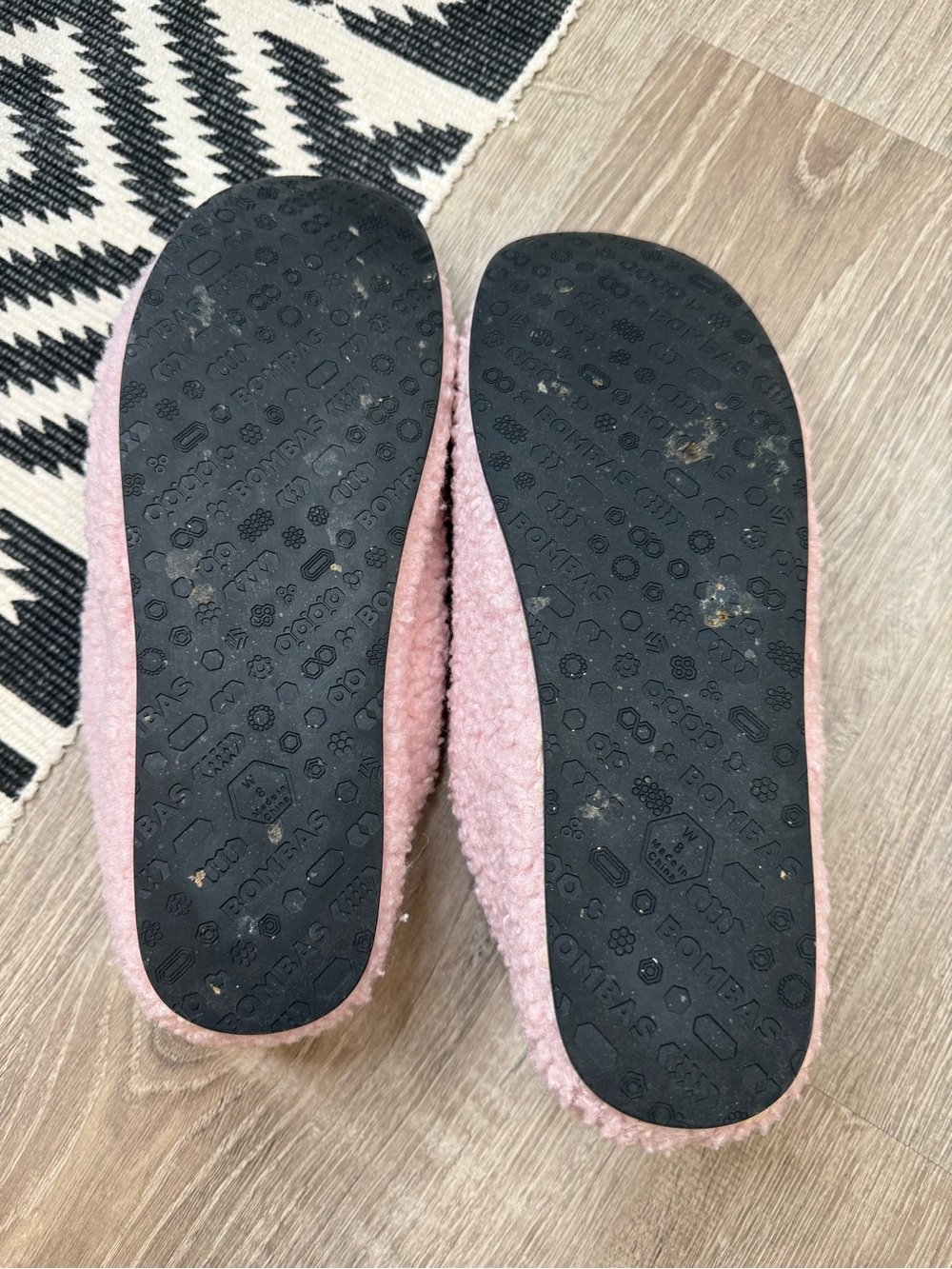 Bombas size 8 Sunday Slippers Fleece Cozy Comfy Slip-On - Picture 7 of 7